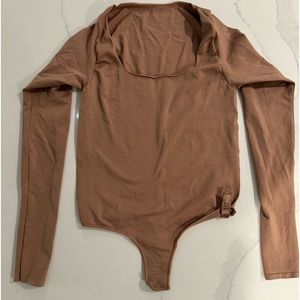 Essential long sleeve scoop neck Skims bodysuit